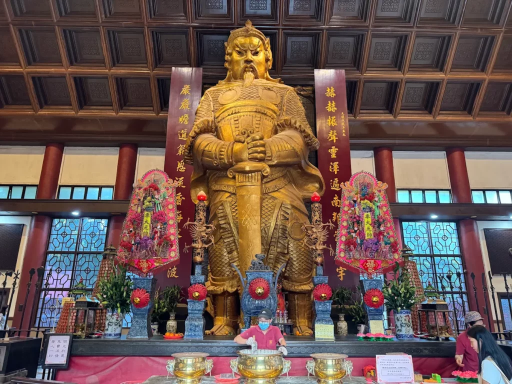 Sha Tin Che Kung Temple